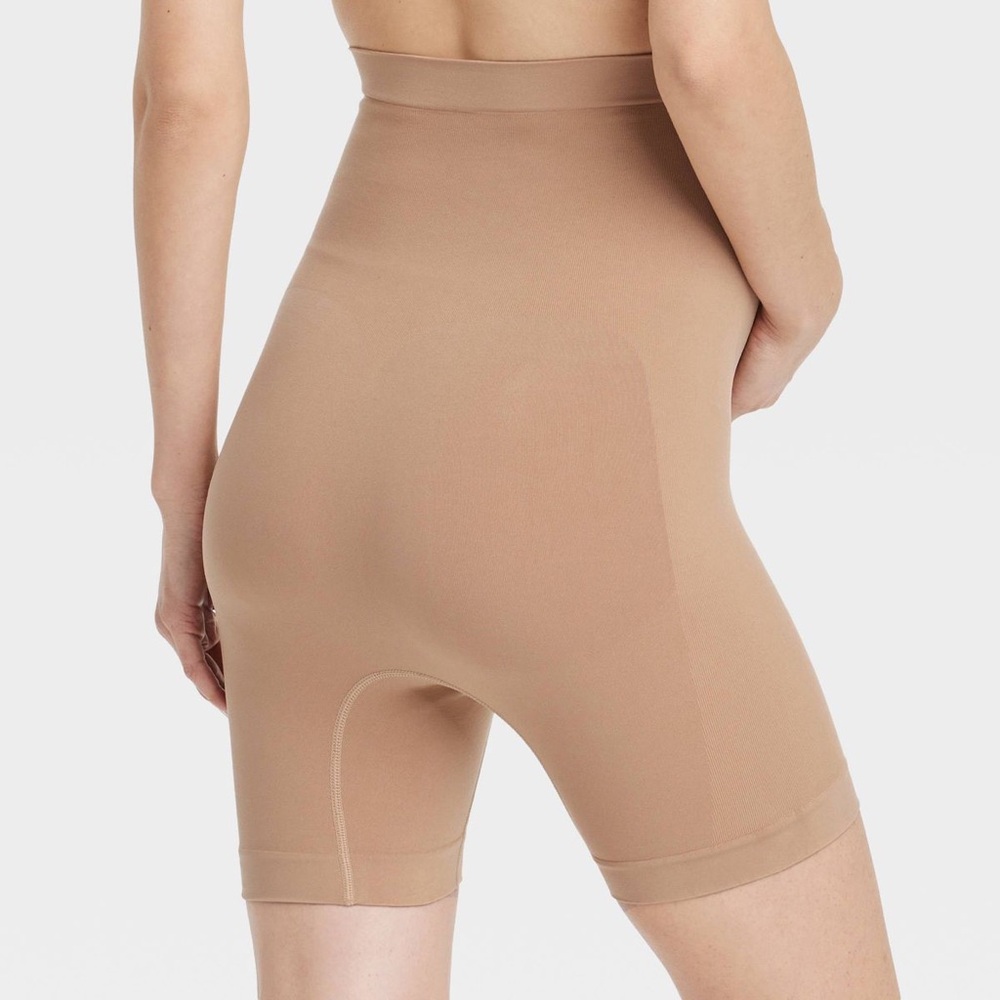 Shapewear Bike Shorts Maternity - Isabel Maternity by Ingrid & Isabel™ - Picture 3 of 10